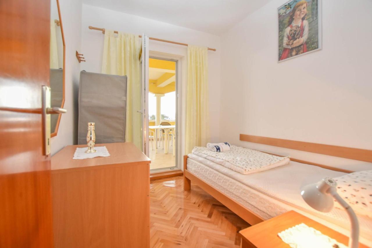 Apartments Dandelion Biograd Na Moru Ngoại thất bức ảnh