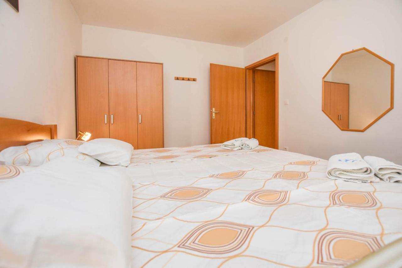 Apartments Dandelion Biograd Na Moru Ngoại thất bức ảnh