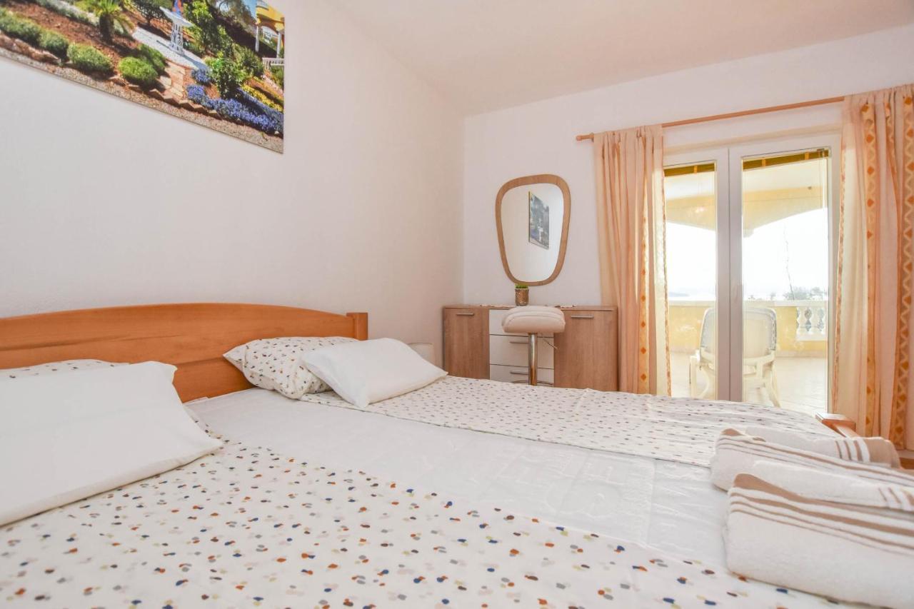 Apartments Dandelion Biograd Na Moru Ngoại thất bức ảnh
