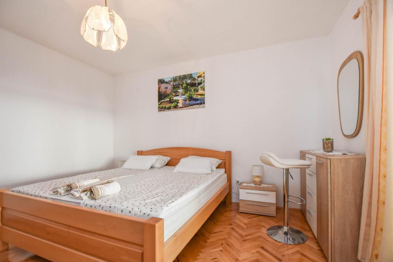 Apartments Dandelion Biograd Na Moru Ngoại thất bức ảnh