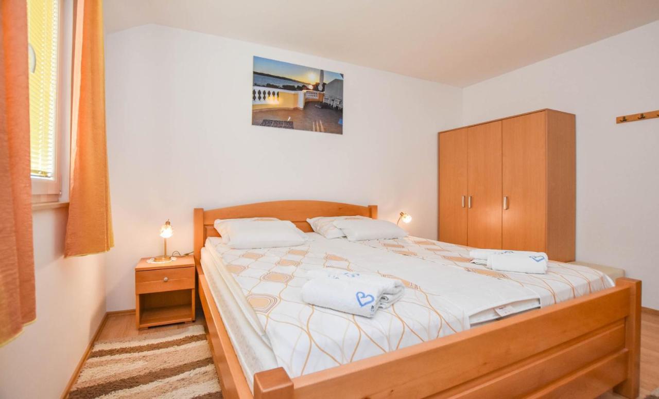 Apartments Dandelion Biograd Na Moru Ngoại thất bức ảnh