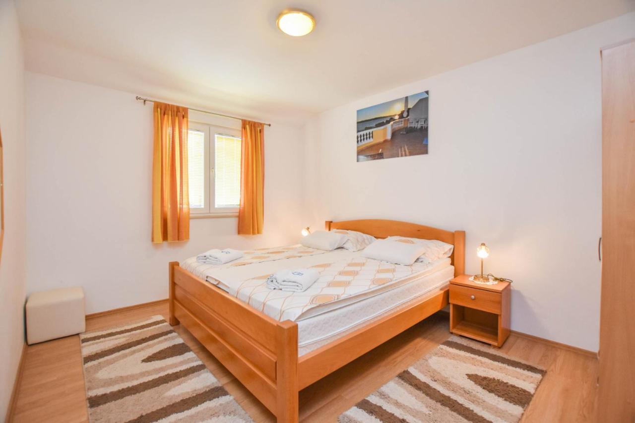 Apartments Dandelion Biograd Na Moru Ngoại thất bức ảnh