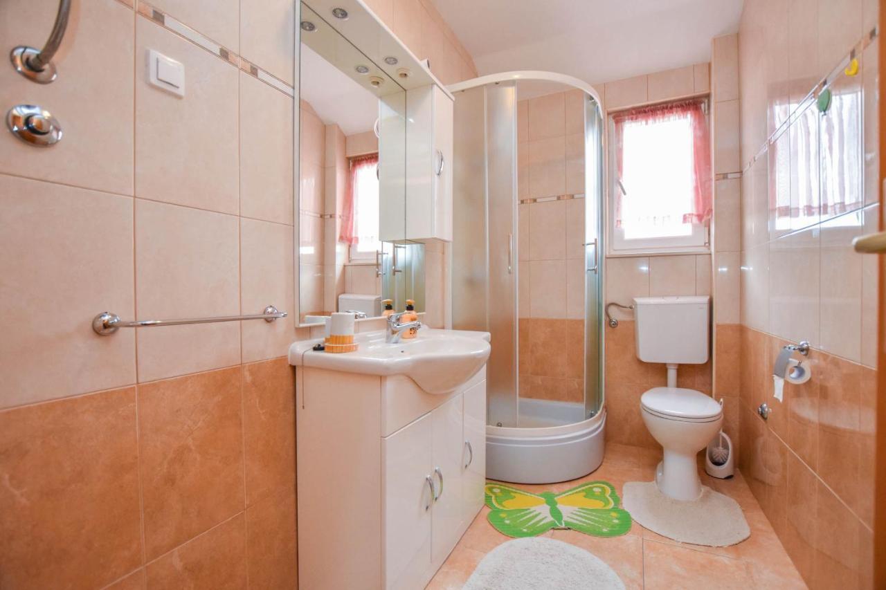 Apartments Dandelion Biograd Na Moru Ngoại thất bức ảnh