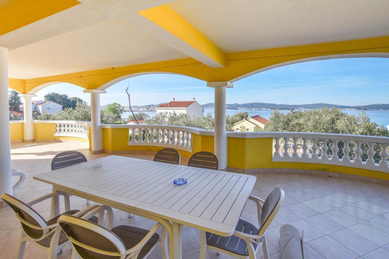 Apartments Dandelion Biograd Na Moru Ngoại thất bức ảnh